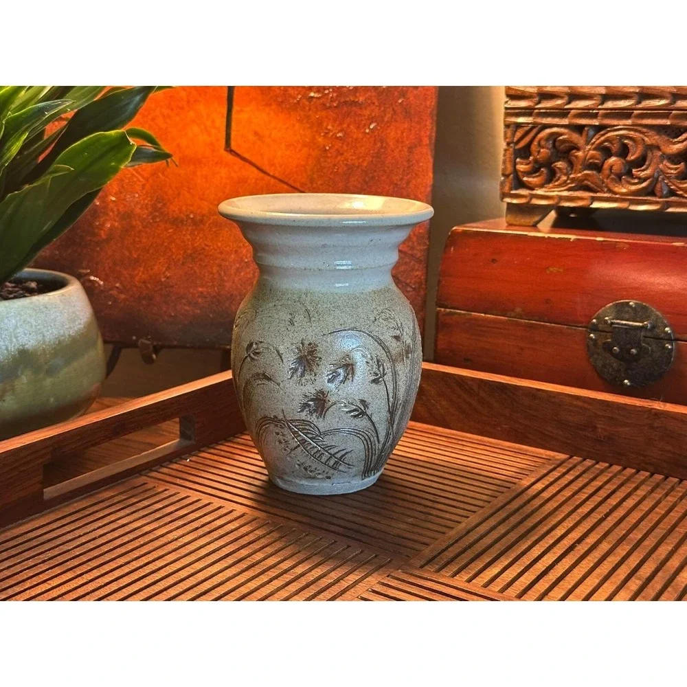 Artist‑Signed 5 1/2